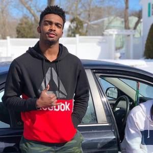 Meet your Posher, Emmanuel michel